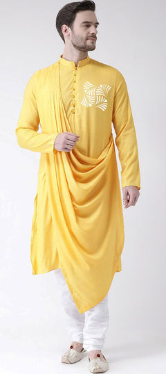 Yellow color Kurta Pyjamas in Blended Cotton fabric with Foil Print work