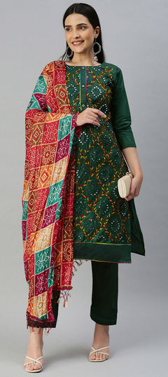 Party Wear Green color Salwar Kameez in Cotton fabric with Straight Embroidered, Mirror, Resham, Thread work : 1854739