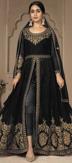 Black and Grey color Salwar Kameez in Faux Georgette fabric with Embroidered, Thread, Zari work