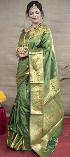 Green color Saree in Art Silk, Silk fabric with Weaving work
