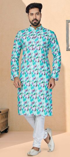 Multicolor color Kurta Pyjamas in Cotton fabric with Digital Print work