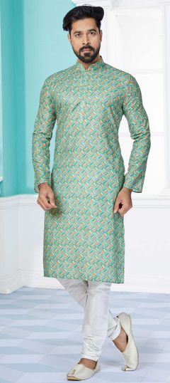 Multicolor color Kurta Pyjamas in Cotton fabric with Digital Print work