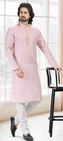 Pink and Majenta color Kurta Pyjamas in Cotton fabric with Digital Print work