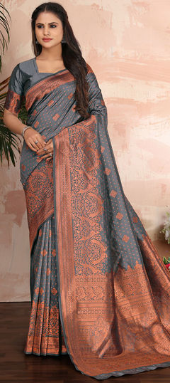 Black and Grey color Saree in Banarasi Silk fabric with Weaving work