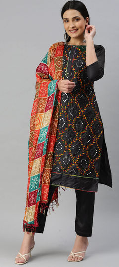 Black and Grey color Salwar Kameez in Cotton fabric with Embroidered, Thread work