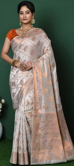 White and Off White color Saree in Banarasi Silk, Silk fabric with Weaving work