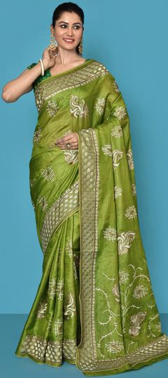 Green color Saree in Banarasi Silk, Silk fabric with Weaving work