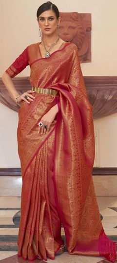 Traditional Red and Maroon color Saree in Handloom fabric with Bengali Weaving work : 1864978