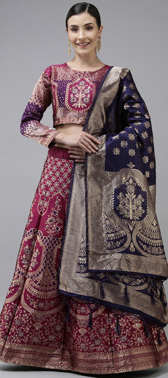 Pink and Majenta color Lehenga in Banarasi Silk fabric with Weaving work