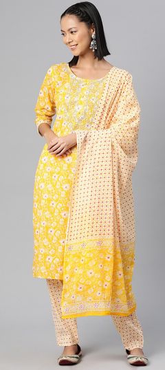 Casual, Party Wear, Summer Yellow color Salwar Kameez in Cotton fabric with Straight Embroidered, Floral, Printed, Resham, Sequence, Thread, Zari work : 1867097