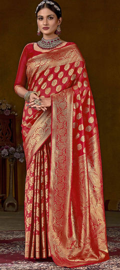 Red and Maroon color Saree in Kanjeevaram Silk, Silk fabric with Weaving, Zari work