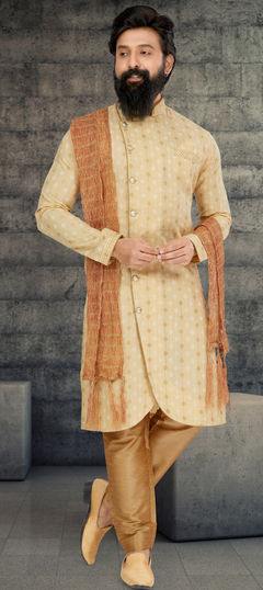 Gold color IndoWestern Dress in Silk cotton fabric with Printed work