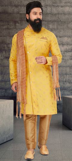 Party Wear Yellow color Kurta Pyjamas in Silk cotton fabric with Printed work : 1872929