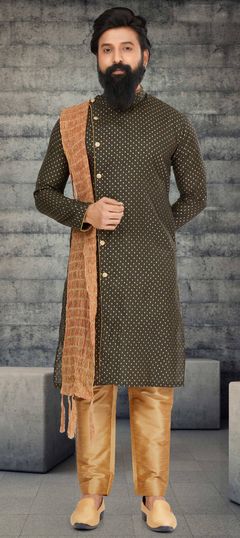 Party Wear Green color Kurta Pyjamas in Silk cotton fabric with Printed work : 1872931