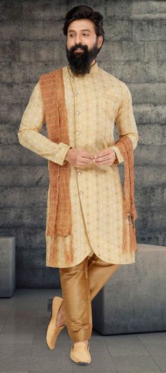 Party Wear Gold color Kurta Pyjamas in Silk cotton fabric with Printed work : 1872932