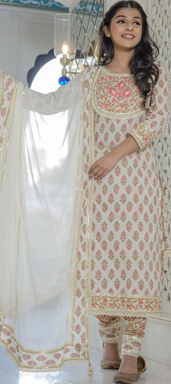 White and Off White color Salwar Kameez in Cotton fabric with Floral, Gota Patti, Printed work