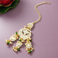 Gold Rodium Polish Green, White and Off White color Mang Tikka in Metal Alloy studded with Beads, Kundan, Pearl