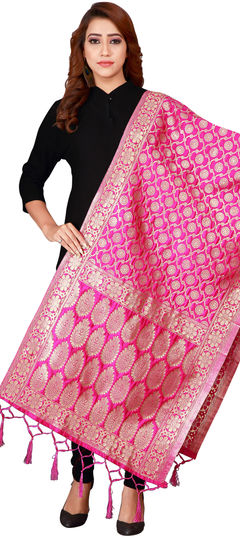 Pink and Majenta color Dupatta in Banarasi Silk fabric with Weaving work