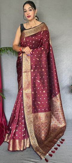 Beige and Brown color Saree in Organza Silk, Silk fabric with Weaving, Zari work