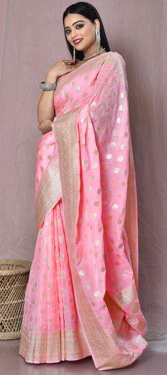 Pink and Majenta color Saree in Banarasi Silk, Silk fabric with Weaving, Zari work