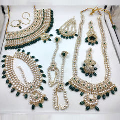 Green color Bridal Jewelry in Metal Alloy studded with CZ Diamond & Gold Rodium Polish : 1877922