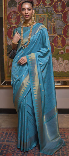 Blue color Saree in Handloom fabric with Weaving work