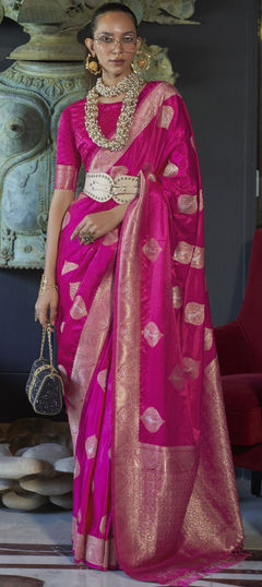 Pink and Majenta color Saree in Satin Silk, Silk fabric with Weaving work