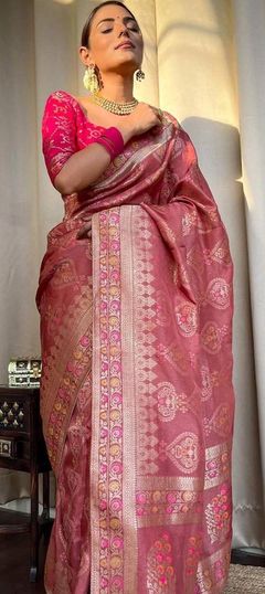 Party Wear, Traditional Pink and Majenta color Saree in Art Silk, Silk fabric with South Weaving, Zari work : 1884251