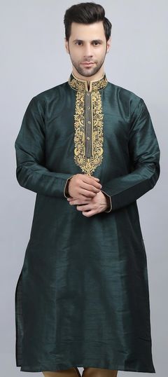 Festive Green color Kurta in Dupion Silk fabric with Embroidered, Thread, Zari work : 1886233