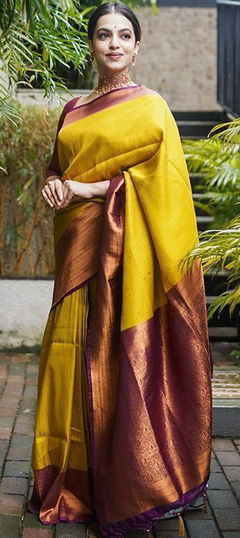 Party Wear, Traditional Yellow color Saree in Art Silk, Silk fabric with South Weaving work : 1886564