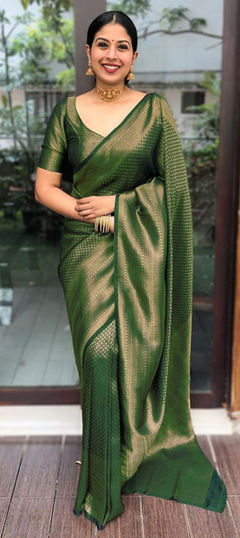 Party Wear, Traditional Green color Saree in Art Silk, Silk fabric with South Weaving work : 1886572