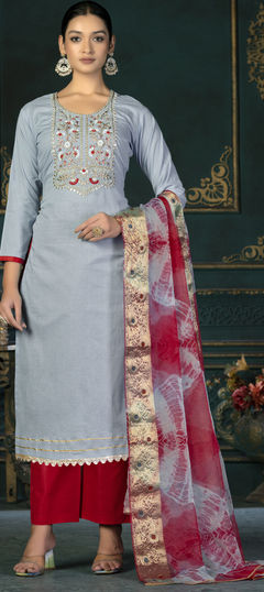 Casual Black and Grey color Salwar Kameez in Cotton fabric with Straight Embroidered work : 1887657