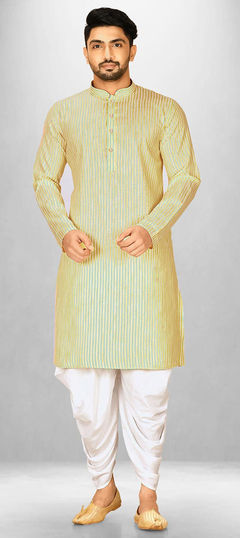 Green color Dhoti Kurta in Cotton fabric with Thread work