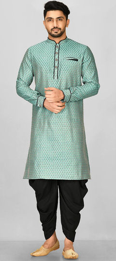 Green color Dhoti Kurta in Cotton fabric with Thread work