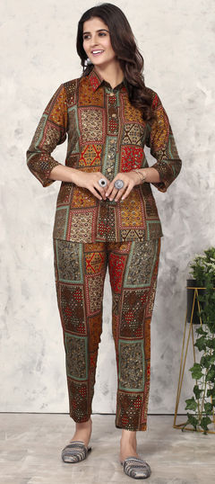 Multicolor color Co-ords Set in Rayon fabric with Printed work