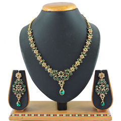Gold Rodium Polish Gold, Green color Necklace in Copper, Metal Alloy studded with CZ Diamond