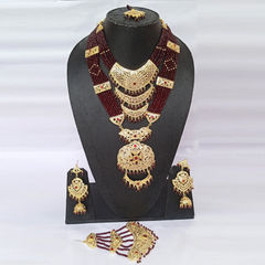 Red and Maroon color Bridal Jewelry in Metal Alloy studded with CZ Diamond & Gold Rodium Polish : 1892510