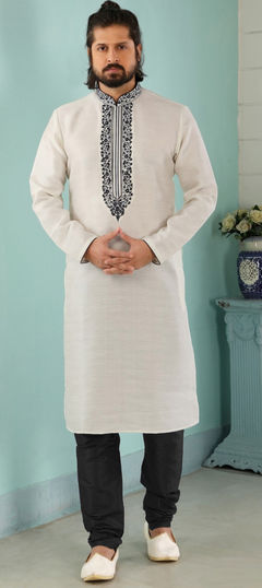 White and Off White color Kurta Pyjamas in Blended Cotton fabric with Embroidered, Thread work