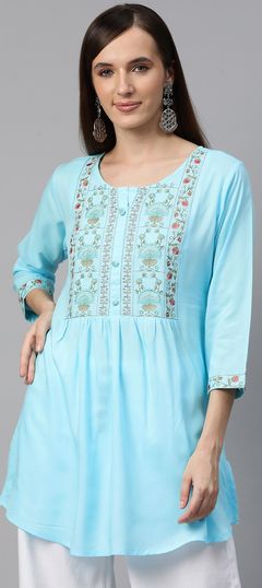 Blue color Kurti in Cotton fabric with Embroidered, Resham, Thread work
