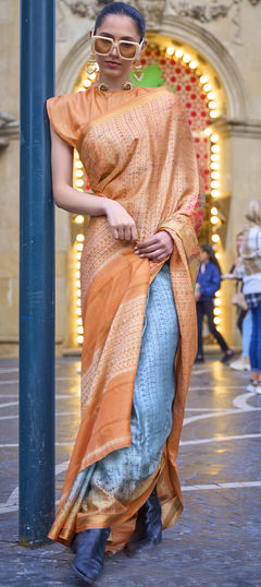 Blue, Orange color Saree in Viscose fabric with Digital Print work