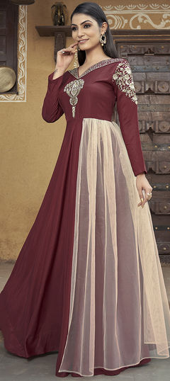 Party Wear, Reception Red and Maroon color Gown in Muslin fabric with Embroidered, Stone, Thread work : 1895228