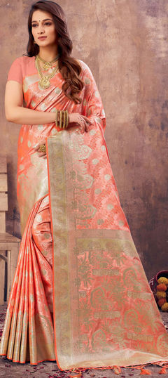 Pink and Majenta color Saree in Banarasi Silk, Silk fabric with Weaving, Zari work