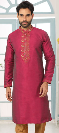 Pink and Majenta color Kurta in Dupion Silk fabric with Embroidered, Thread work
