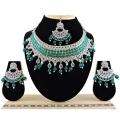 Gold and Silver Rodium Polish, Silver Rodium Polish Green color Necklace in Metal Alloy studded with CZ Diamond, Pearl