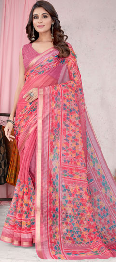 Pink and Majenta color Saree in Blended Cotton fabric with Printed work