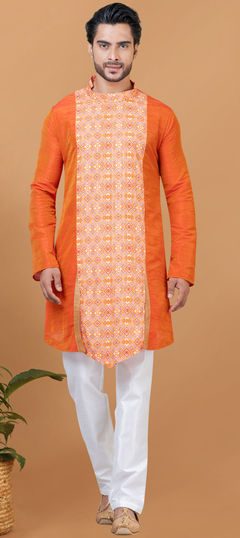 Orange color Kurta Pyjamas in Dupion Silk fabric with Digital Print work