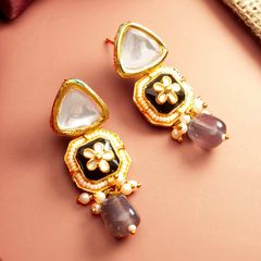 Purple and Violet color Earrings in Metal Alloy studded with Artificial, Beads, Kundan & Gold Rodium Polish : 1902981