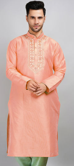 Party Wear Pink and Majenta color Kurta in Dupion Silk fabric with Embroidered, Thread work : 1905511