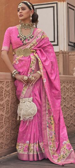 Pink and Majenta color Saree in Viscose fabric with Floral, Printed, Weaving work