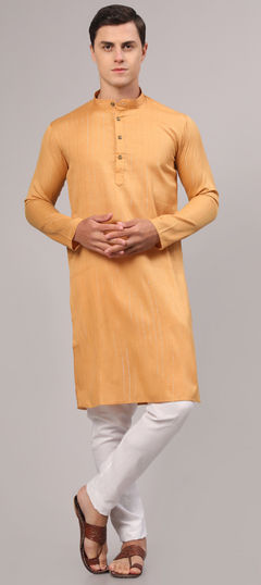 Party Wear Orange color Kurta Pyjamas in Cotton fabric with Thread work : 1908322